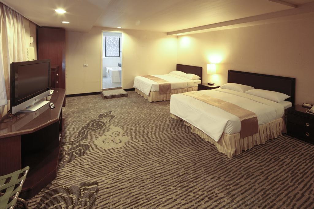Lincoln Hotel Tainan Dış mekan fotoğraf