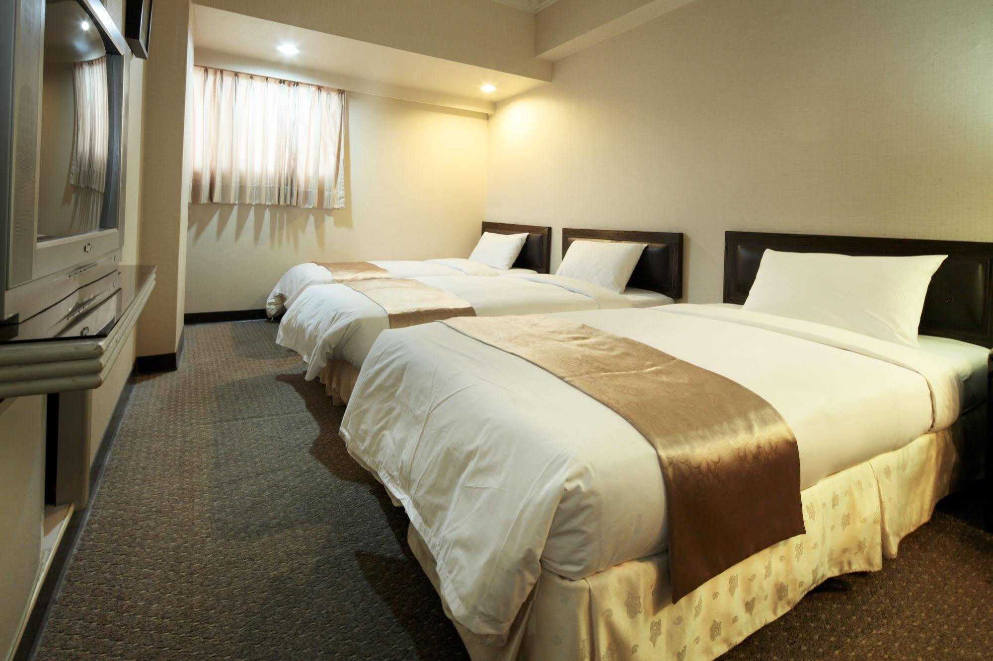 Lincoln Hotel Tainan Dış mekan fotoğraf