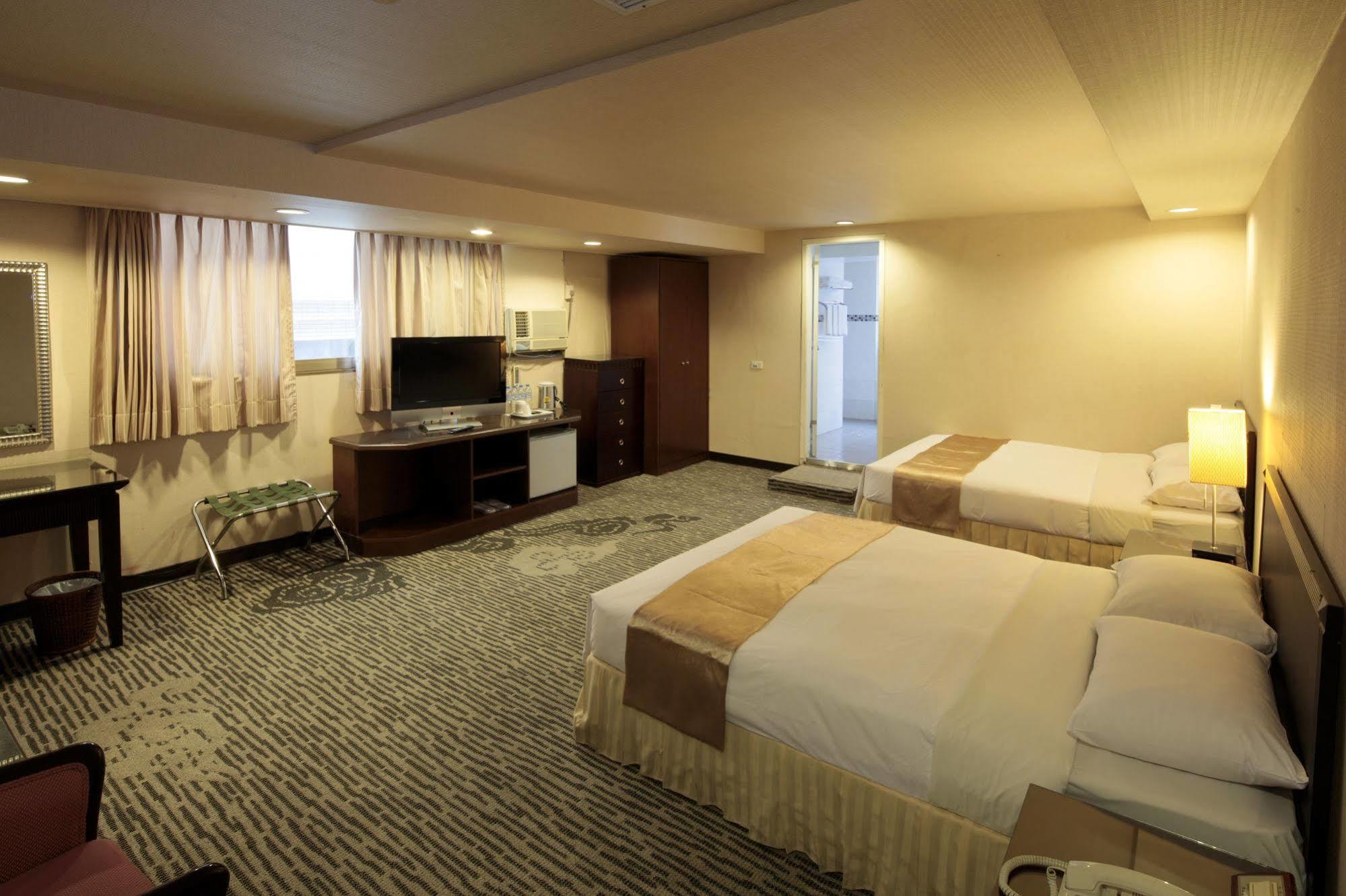 Lincoln Hotel Tainan Dış mekan fotoğraf